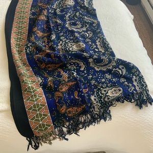 Dana Xu 100% Wool Pashmina